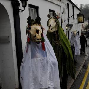 Мари луид, Mari Lwyd